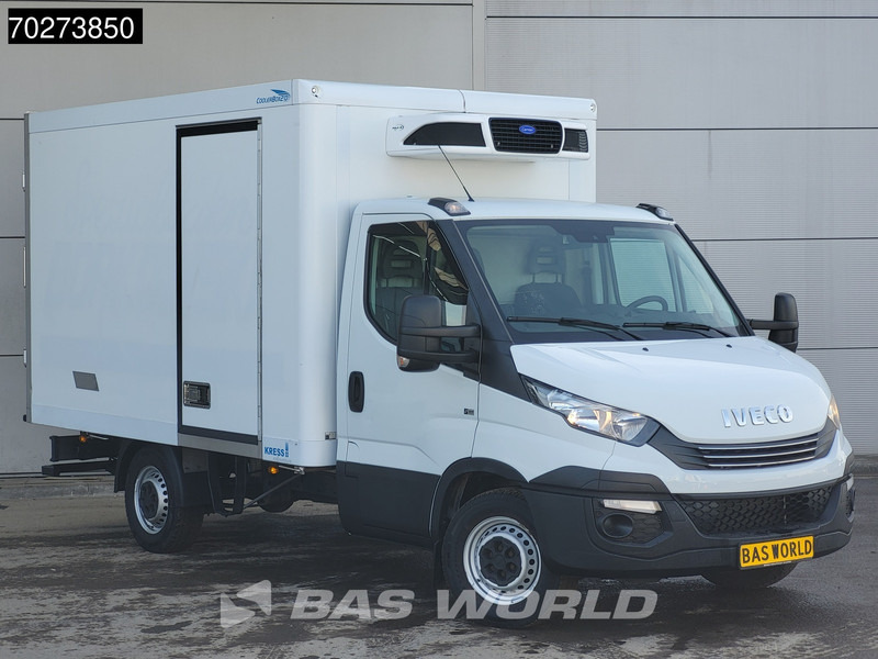 Iveco Daily 35S16 Koelwagen Automaat Carrier Pulsar 400 380V Stekker Airco Cruise Camera Koel Koeler Kühlwagen Kühlkoffer 12m3 Airco Cruise - الشاحنات الصغيرة المبردة: صور 2 Iveco Daily 35S16 Koelwagen Automaat Carrier Pulsar 400 380V Stekker Airco Cruise Camera Koel Koeler Kühlwagen Kühlkoffer 12m3 Airco Cruise - الشاحنات الصغيرة المبردة: صور 2