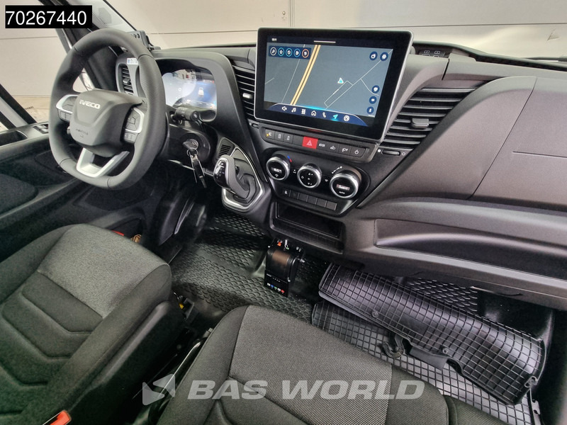 Interior photo 1: Iveco Daily 35S18 3.0L Laadklep Koelwagen Vriezer Thermoking V-200 MAX 220V stekker -18 LED Navi Airco ACC Koel Koeler Kühler Kühlwagen Kühl إيجار Iveco Daily 35S18 3.0L Laadklep Koelwagen Vriezer Thermoking V-200 MAX 220V stekker -18 LED Navi Airco ACC Koel Koeler Kühler Kühlwagen Kühl
