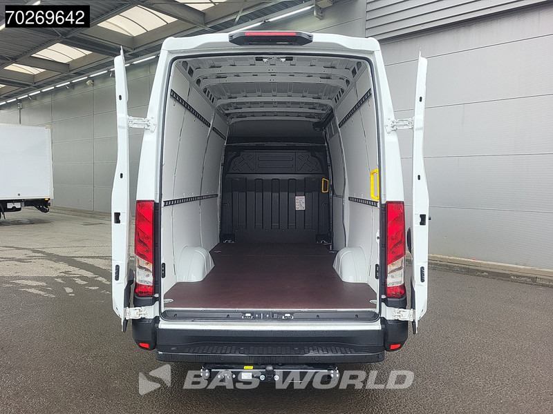 Iveco Daily 35S21 3.0L Automaat Black Edition 2025 model L2H2 Trekhaak Tacho ACC LED CarPlay Velgen Camera 12m3 Airco Trekhaak - فان: صور 3 Iveco Daily 35S21 3.0L Automaat Black Edition 2025 model L2H2 Trekhaak Tacho ACC LED CarPlay Velgen Camera 12m3 Airco Trekhaak - فان: صور 3