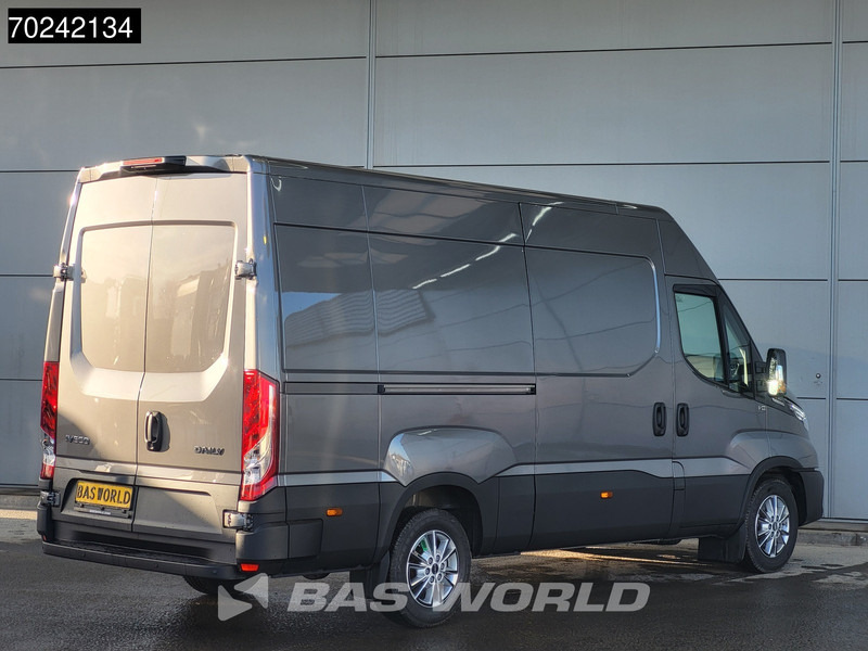Iveco Daily 35S21 3.0L Automaat L2H2 210PK 2025-Model 3,5t Trekgewicht ACC LED Navi LM-Velgen Camera Euro6 L2 12m3 Airco - فان: صور 5 Iveco Daily 35S21 3.0L Automaat L2H2 210PK 2025-Model 3,5t Trekgewicht ACC LED Navi LM-Velgen Camera Euro6 L2 12m3 Airco - فان: صور 5