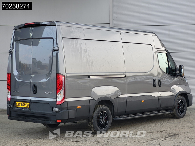 Iveco Daily 35S21 Automaat 2025 Black Edition model L2H2 ACC LED CarPlay Velgen Camera 12m3 Airco - فان: صور 5 Iveco Daily 35S21 Automaat 2025 Black Edition model L2H2 ACC LED CarPlay Velgen Camera 12m3 Airco - فان: صور 5