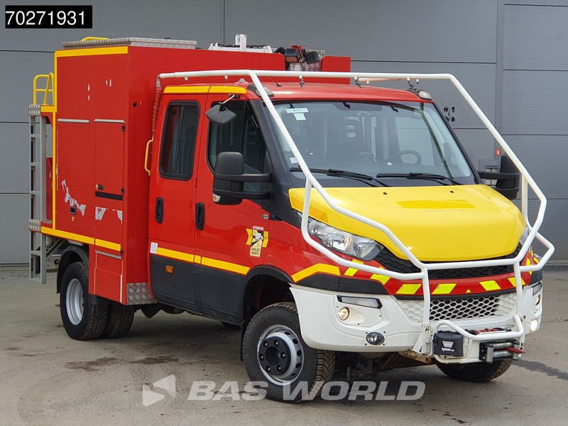 Iveco Daily 70C17 4x4 Achleitner Firetruck Brandweerwagen AWD Allrad Camper 1200liter Airco Dubbel cabine Trekhaak Cruise control - سيارة إسعاف: صور 3 Iveco Daily 70C17 4x4 Achleitner Firetruck Brandweerwagen AWD Allrad Camper 1200liter Airco Dubbel cabine Trekhaak Cruise control - سيارة إسعاف: صور 3