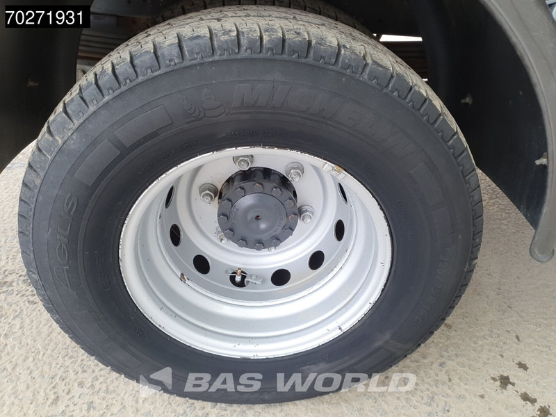 سيارة إسعاف Iveco Daily 70C17 4x4 Achleitner Firetruck Brandweerwagen AWD Allrad Camper 1200liter Airco Dubbel cabine Trekhaak Cruise control: صور 19 سيارة إسعاف Iveco Daily 70C17 4x4 Achleitner Firetruck Brandweerwagen AWD Allrad Camper 1200liter Airco Dubbel cabine Trekhaak Cruise control: صور 19