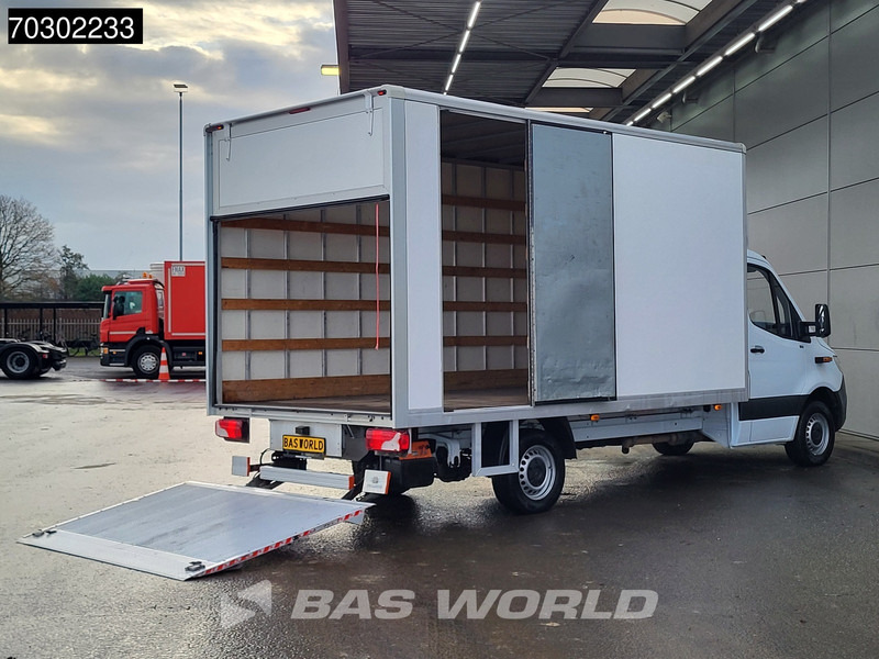 Mercedes-Benz Sprinter 314 CDI Laadklep Automaat Zijdeur Bakwagen Airco D'Hollandia Euro6 Meubelbak Koffer Airco - الشاحنات الصغيرة صندوق مغلق: صور 3 Mercedes-Benz Sprinter 314 CDI Laadklep Automaat Zijdeur Bakwagen Airco D'Hollandia Euro6 Meubelbak Koffer Airco - الشاحنات الصغيرة صندوق مغلق: صور 3