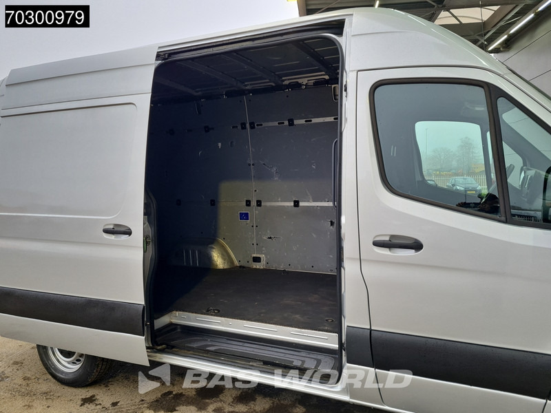 فان المدمجة Mercedes-Benz Sprinter 315 CDI Automaat L2H2 150PK Airco Camera Parkeersensoren MBUX CarPlay Euro6 L2 Airco: صور 8 فان المدمجة Mercedes-Benz Sprinter 315 CDI Automaat L2H2 150PK Airco Camera Parkeersensoren MBUX CarPlay Euro6 L2 Airco: صور 8