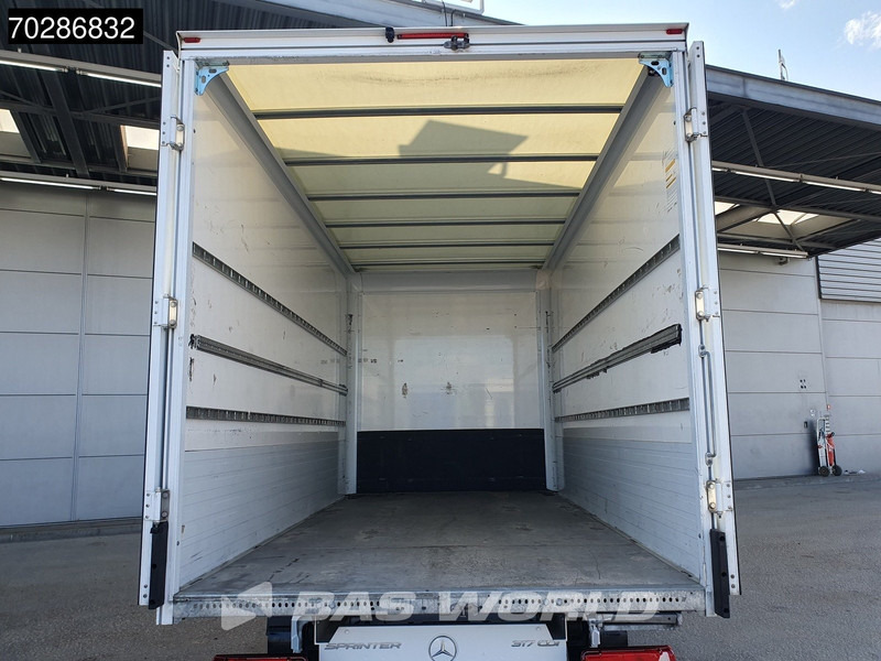 Mercedes-Benz Sprinter 317 CDI Automaat Bakwagen Achterdeuren Airco Camera Euro6 Meubelbak Koffer 21m3 Airco - الشاحنات الصغيرة صندوق مغلق: صور 3 Mercedes-Benz Sprinter 317 CDI Automaat Bakwagen Achterdeuren Airco Camera Euro6 Meubelbak Koffer 21m3 Airco - الشاحنات الصغيرة صندوق مغلق: صور 3