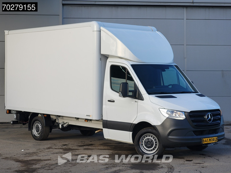 Mercedes-Benz Sprinter 317 CDI Automaat Bakwagen Laadklep Camera Airco Koffer Meubelbak 21m3 Airco - الشاحنات الصغيرة صندوق مغلق: صور 5 Mercedes-Benz Sprinter 317 CDI Automaat Bakwagen Laadklep Camera Airco Koffer Meubelbak 21m3 Airco - الشاحنات الصغيرة صندوق مغلق: صور 5