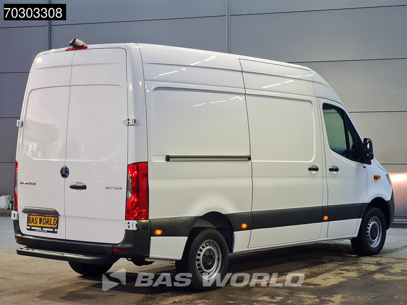Mercedes-Benz Sprinter 317 CDI Automaat L2H2 170PK Navi Airco Cruise Camera Parkeersensoren MBUX CarPlay Euro6 L2 Airco Cruise control - فان: صور 5 Mercedes-Benz Sprinter 317 CDI Automaat L2H2 170PK Navi Airco Cruise Camera Parkeersensoren MBUX CarPlay Euro6 L2 Airco Cruise control - فان: صور 5