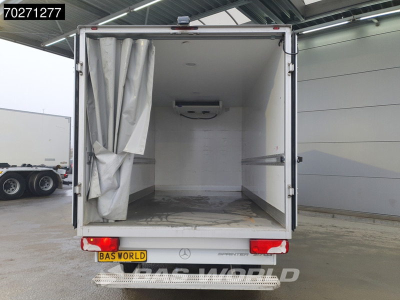 Mercedes-Benz Sprinter 317 CDI Koelwagen Automaat Carrier Xarios 350 230V stekker Cruise Airco Camera Koel Kühlkoffer Koeler Bakwagen 17m3 Airco Cruise - الشاحنات الصغيرة المبردة: صور 3 Mercedes-Benz Sprinter 317 CDI Koelwagen Automaat Carrier Xarios 350 230V stekker Cruise Airco Camera Koel Kühlkoffer Koeler Bakwagen 17m3 Airco Cruise - الشاحنات الصغيرة المبردة: صور 3