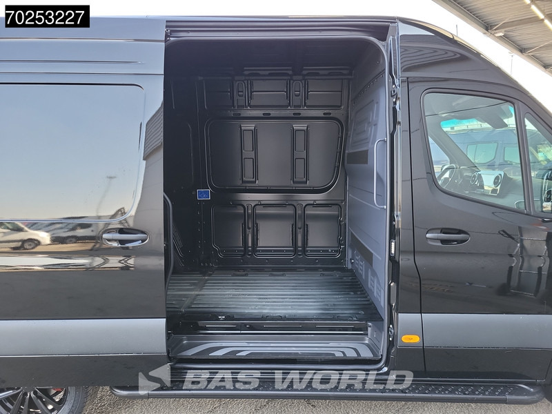 Mercedes-Benz Sprinter 319 CDI 190PK Black Edition 2025 Model LED Camera MBUX Airco Cruise L2 11m3 Airco Cruise control - فان: صور 5 Mercedes-Benz Sprinter 319 CDI 190PK Black Edition 2025 Model LED Camera MBUX Airco Cruise L2 11m3 Airco Cruise control - فان: صور 5