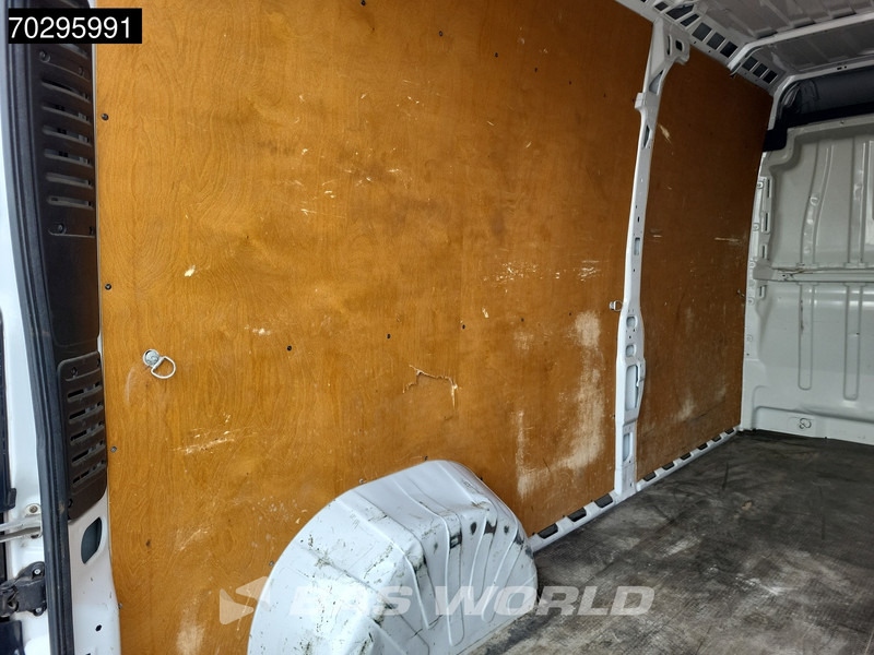 Peugeot Boxer 140pk L3H2 Navi Camera Trekhaak Airco Cruise L3 Maxi Airco Trekhaak Cruise control - فان: صور 5 Peugeot Boxer 140pk L3H2 Navi Camera Trekhaak Airco Cruise L3 Maxi Airco Trekhaak Cruise control - فان: صور 5