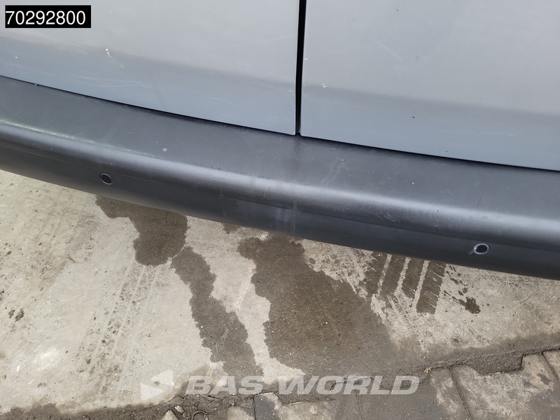 Volkswagen Transporter COMING SOON! Personenvervoer L2H1 Trekhaak Navi Airco Cruise Camera Parkeersensoren Kombi TV Taxi Euro6 Airco Dubbel cabine Crui إيجار Volkswagen Transporter COMING SOON! Personenvervoer L2H1 Trekhaak Navi Airco Cruise Camera Parkeersensoren Kombi TV Taxi Euro6 Airco Dubbel cabine Crui: صور 15