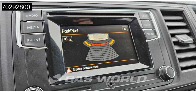 Volkswagen Transporter COMING SOON! Personenvervoer L2H1 Trekhaak Navi Airco Cruise Camera Parkeersensoren Kombi TV Taxi Euro6 Airco Dubbel cabine Crui إيجار Volkswagen Transporter COMING SOON! Personenvervoer L2H1 Trekhaak Navi Airco Cruise Camera Parkeersensoren Kombi TV Taxi Euro6 Airco Dubbel cabine Crui: صور 14