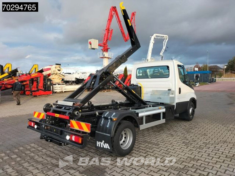 Iveco Daily 70C18 5 Tonnes Hooklift Euro 6 A/C - قلاب صغير: صور 5 Iveco Daily 70C18 5 Tonnes Hooklift Euro 6 A/C - قلاب صغير: صور 5