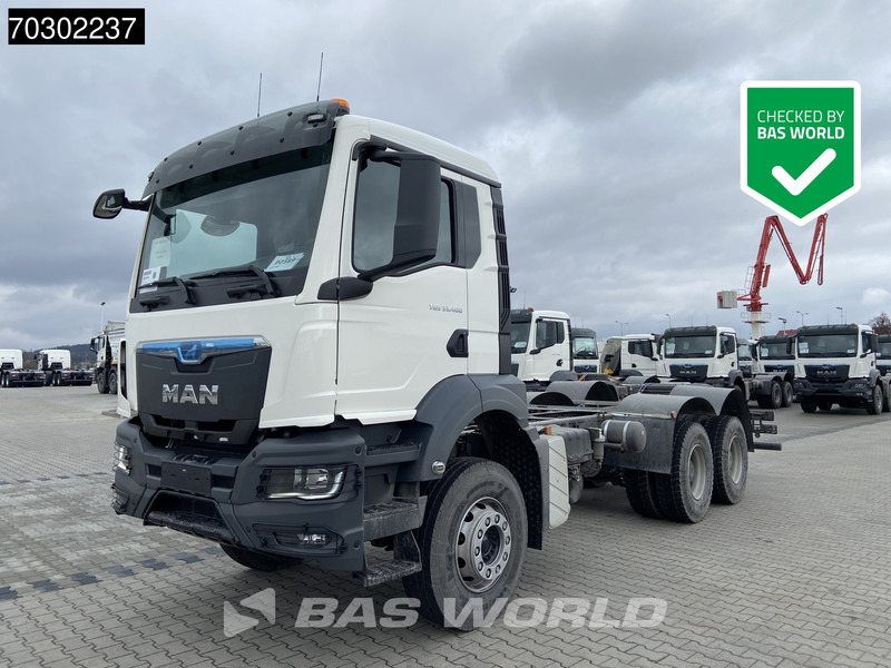 MAN TGS 33.400 6X4 NEW 6x4 chassis Big-Axle Manual Airco EURO 2 - الشاسيه شاحنة: صور 1 MAN TGS 33.400 6X4 NEW 6x4 chassis Big-Axle Manual Airco EURO 2 - الشاسيه شاحنة: صور 1