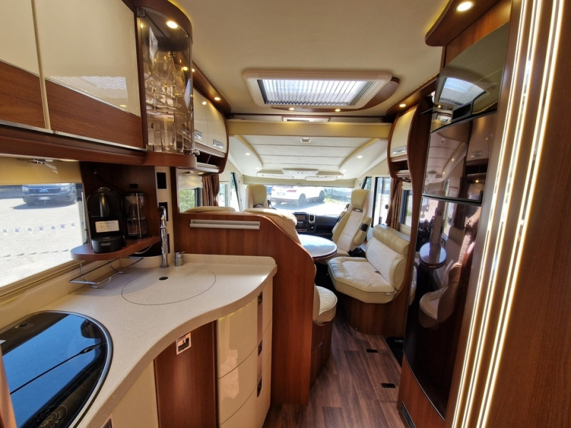 موتر هوم متكامل Carthago E-Line 51 QB: صور 11