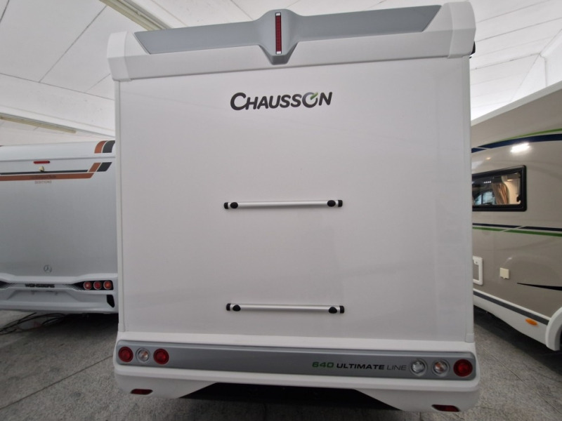 Chausson 640 Ultimate Line - موتر هوم شبه متكامل: صور 3 Chausson 640 Ultimate Line - موتر هوم شبه متكامل: صور 3