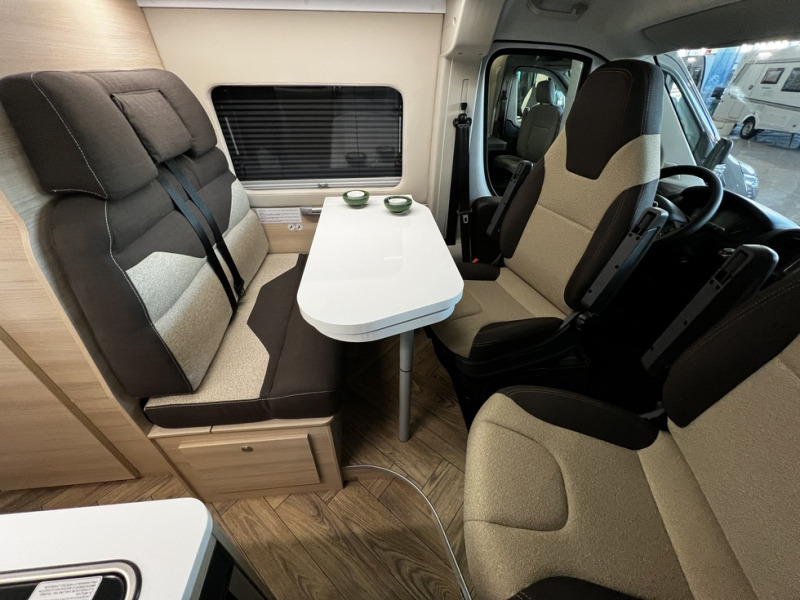 Chausson V594S First Line - كرفان فان: صور 3 Chausson V594S First Line - كرفان فان: صور 3