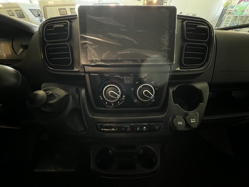 جديد كرفان فان Chausson V594S First Line: صور 9 جديد كرفان فان Chausson V594S First Line: صور 9