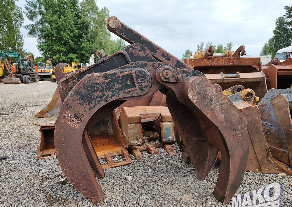 Chwytak kruszer mechaniczny szer. 110cm mocowanie Volvo S1 B20 - مخلبي: صور 1 Chwytak kruszer mechaniczny szer. 110cm mocowanie Volvo S1 B20 - مخلبي: صور 1