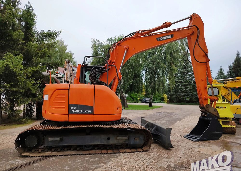 Doosan DX140LCR - حفارات زحافة: صور 5 Doosan DX140LCR - حفارات زحافة: صور 5