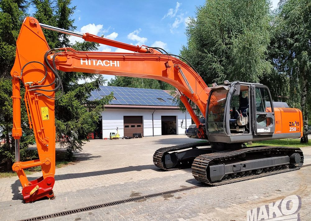 Hitachi ZX250 LCN-3 - حفارات زحافة: صور 1 Hitachi ZX250 LCN-3 - حفارات زحافة: صور 1