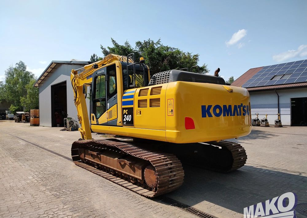 Komatsu PC240LC-10 - حفارات زحافة: صور 4 Komatsu PC240LC-10 - حفارات زحافة: صور 4