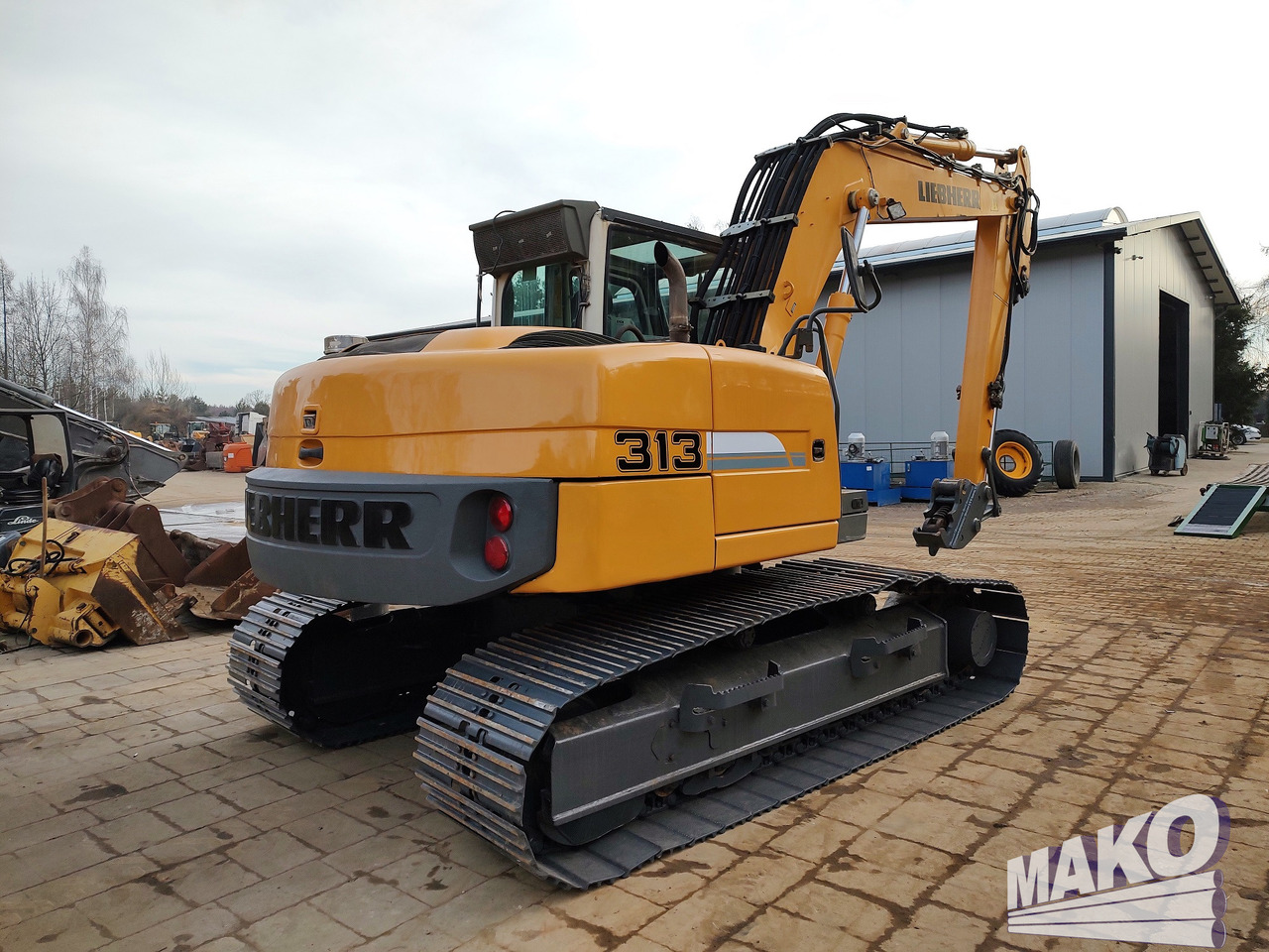 LIEBHERR R313 - حفارات زحافة: صور 4 LIEBHERR R313 - حفارات زحافة: صور 4