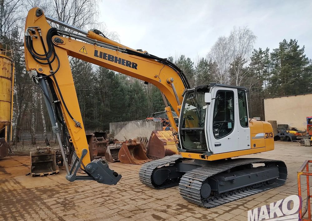 Liebherr R 313 Litronic - حفارات زحافة: صور 2 Liebherr R 313 Litronic - حفارات زحافة: صور 2