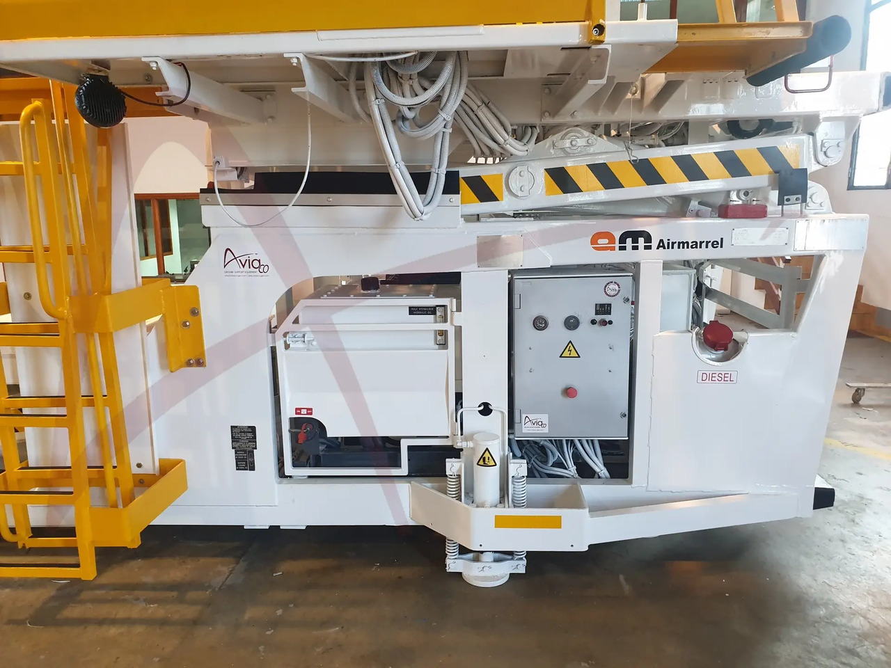 AIR MARREL LAM 3500 DP/R8 - محملات الحاويات والمنصات النقالة: صور 2 AIR MARREL LAM 3500 DP/R8 - محملات الحاويات والمنصات النقالة: صور 2