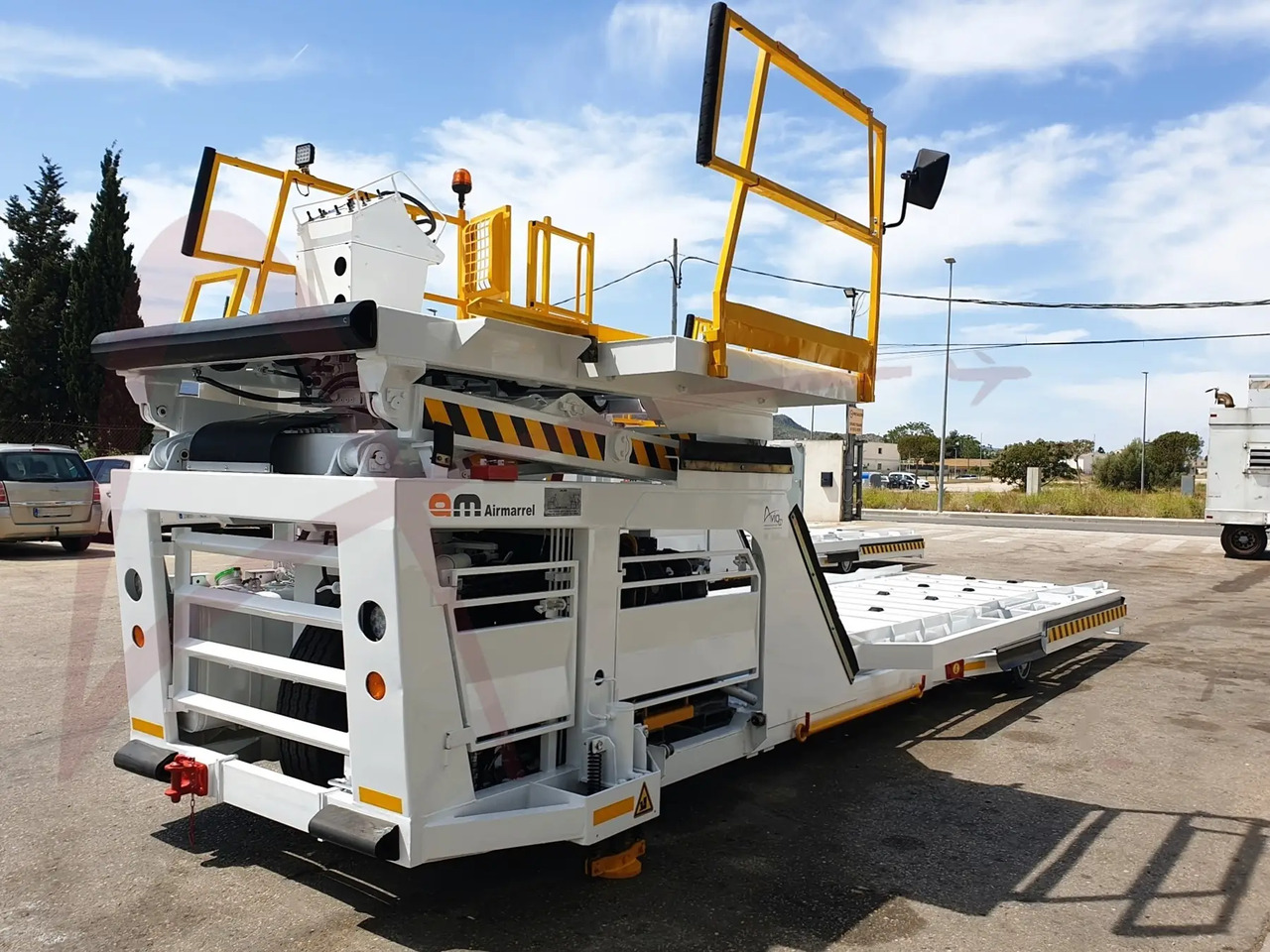 AIR MARREL LAM3500 - محملات الحاويات والمنصات النقالة: صور 3 AIR MARREL LAM3500 - محملات الحاويات والمنصات النقالة: صور 3