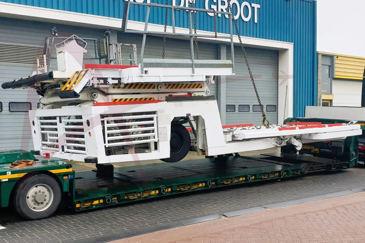 AIR MARREL LAM7000 DP/MDL8 - محملات الحاويات والمنصات النقالة: صور 2 AIR MARREL LAM7000 DP/MDL8 - محملات الحاويات والمنصات النقالة: صور 2