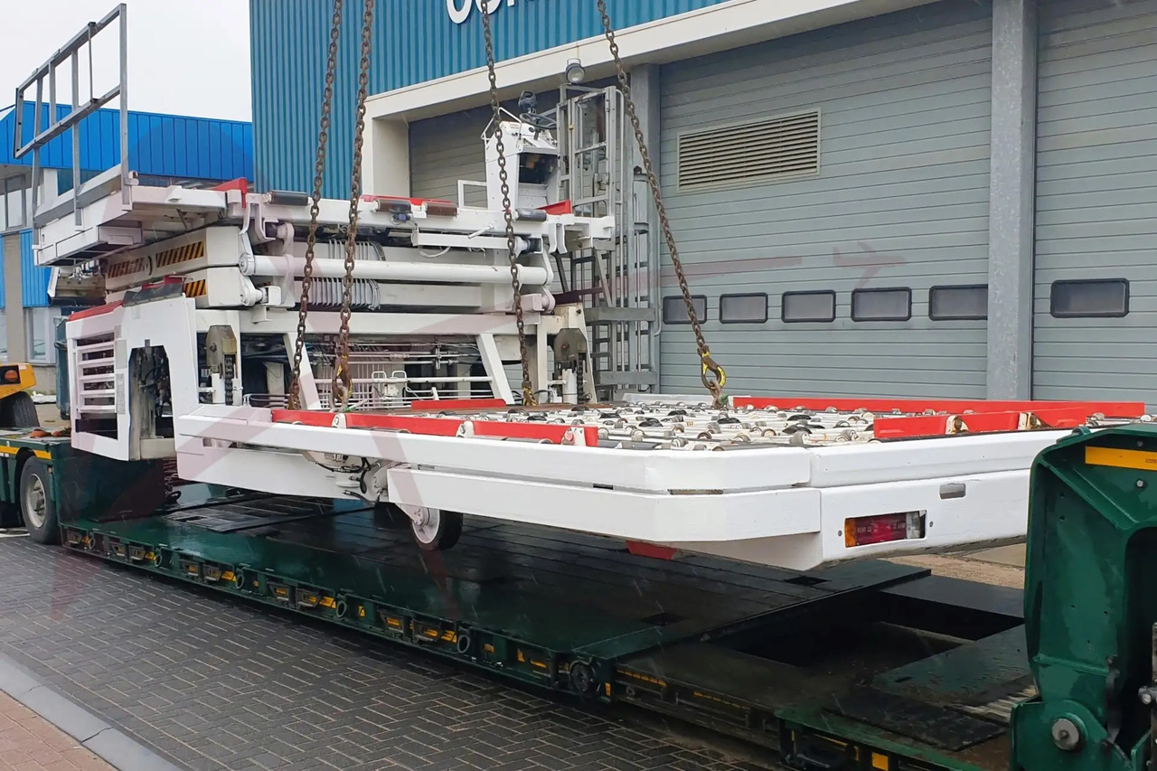 AIR MARREL LAM7000 DP/MDL8 - محملات الحاويات والمنصات النقالة: صور 3 AIR MARREL LAM7000 DP/MDL8 - محملات الحاويات والمنصات النقالة: صور 3