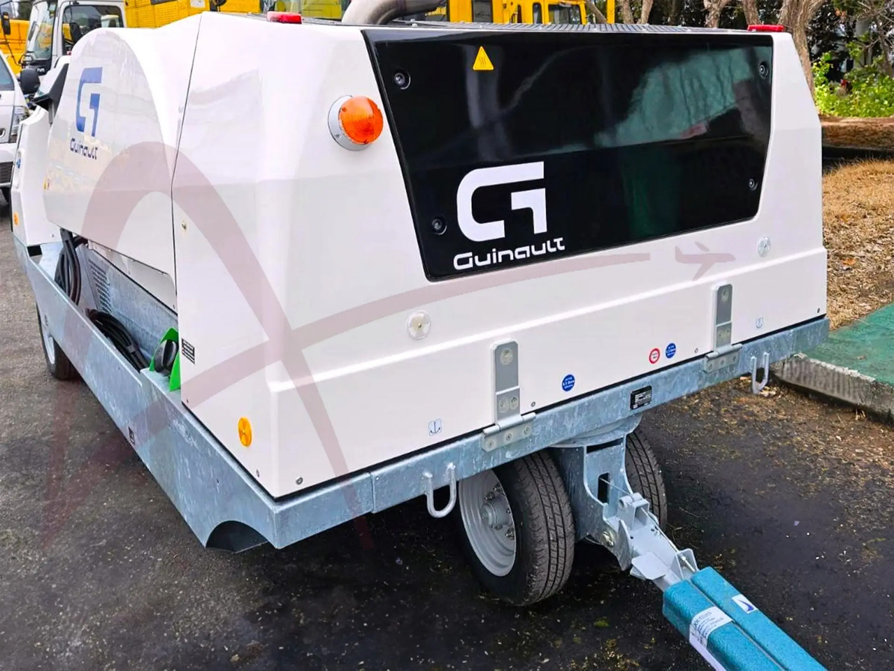 GUINAULT GA180V51D2000 - وحدة الطاقة الأرضية للطائرات: صور 2 GUINAULT GA180V51D2000 - وحدة الطاقة الأرضية للطائرات: صور 2