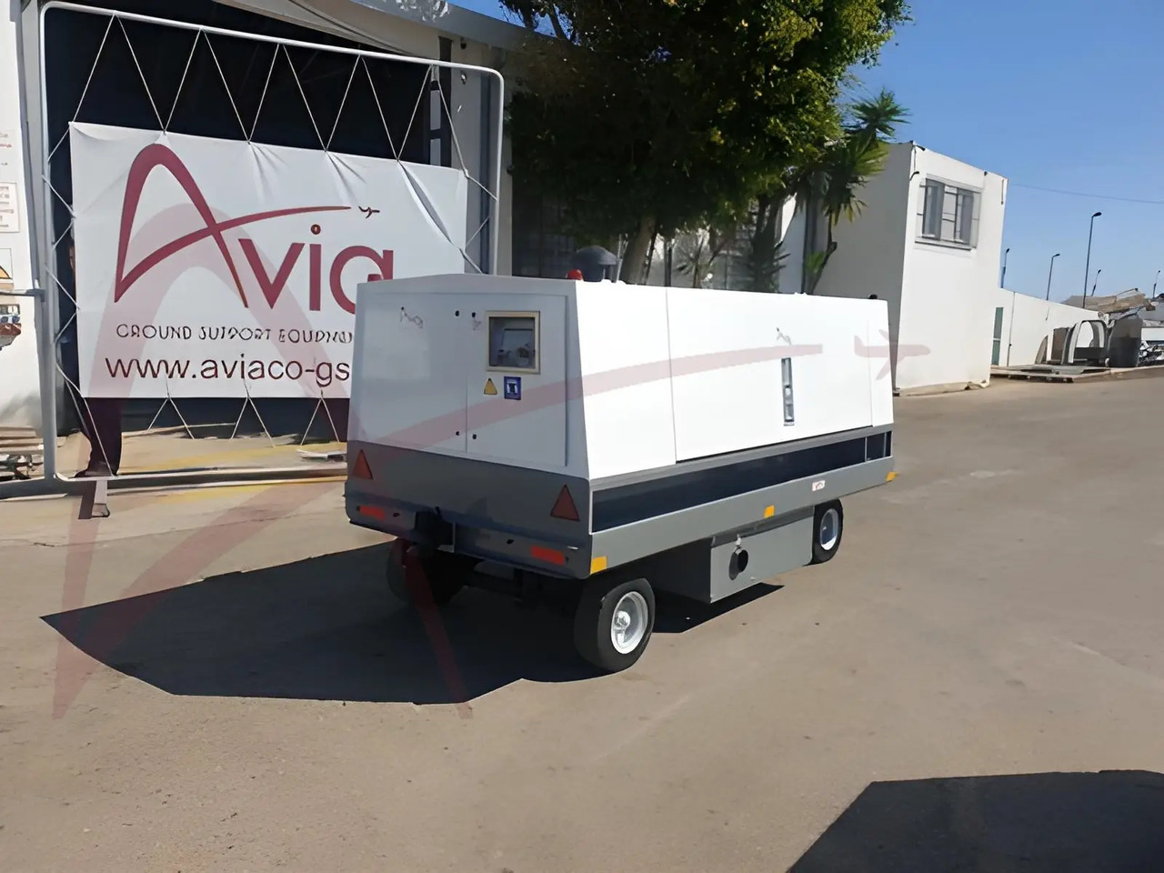 HITZINGER 90MDI1 28 - وحدة الطاقة الأرضية للطائرات: صور 3 HITZINGER 90MDI1 28 - وحدة الطاقة الأرضية للطائرات: صور 3