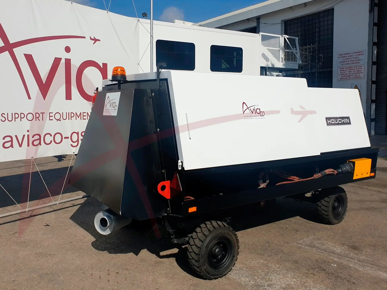 HOUCHIN C690 - وحدة الطاقة الأرضية للطائرات: صور 1 HOUCHIN C690 - وحدة الطاقة الأرضية للطائرات: صور 1