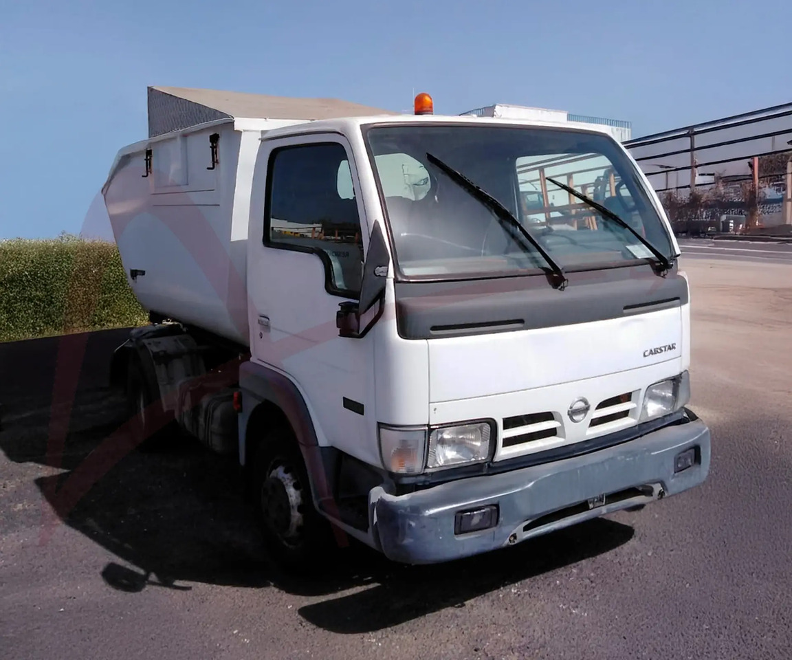 NISSAN CABSTAR.E - شاحنة: صور 1 NISSAN CABSTAR.E - شاحنة: صور 1