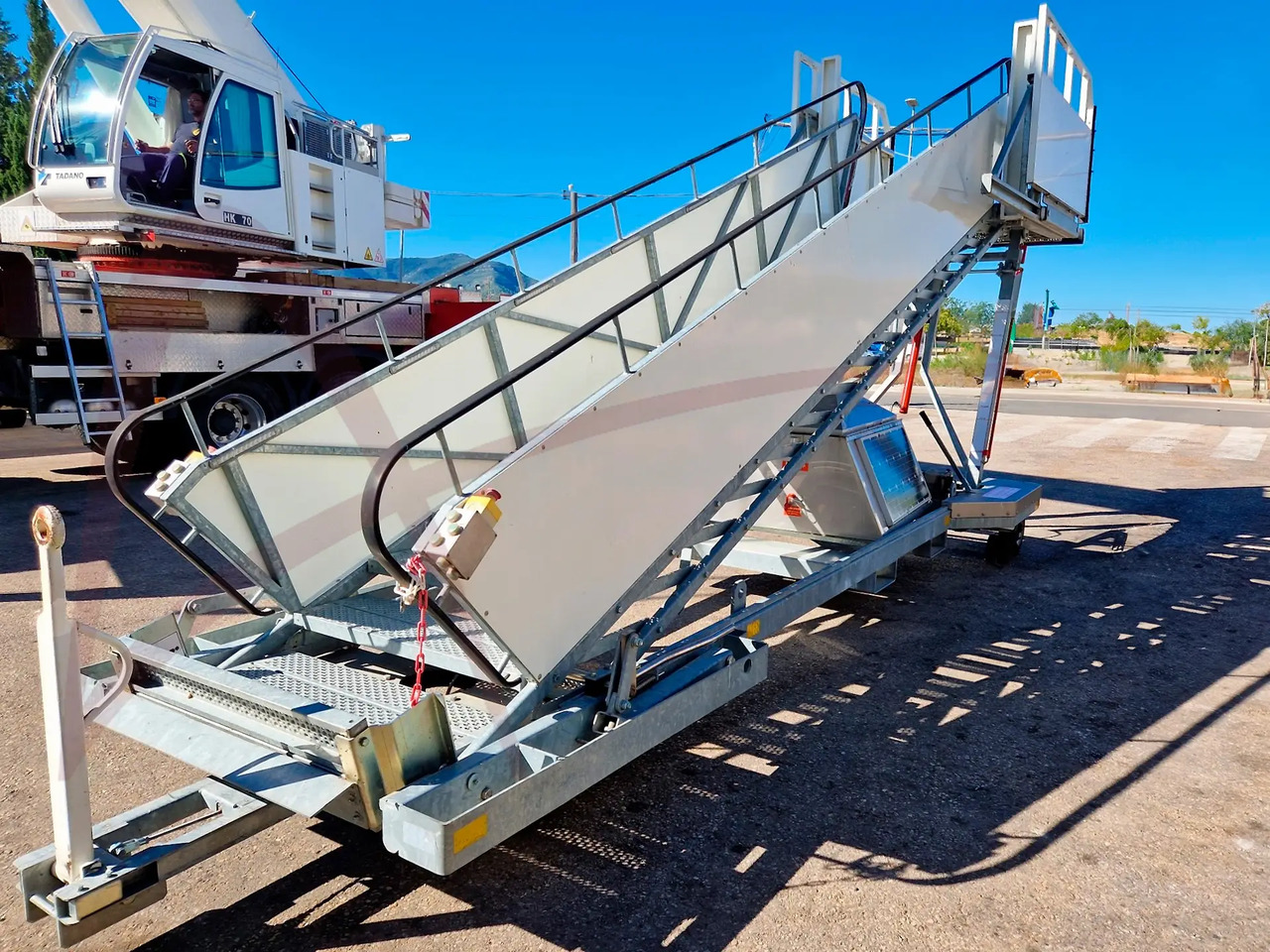 SPS PT-18_2 - سلالم الطائرة: صور 3 SPS PT-18_2 - سلالم الطائرة: صور 3