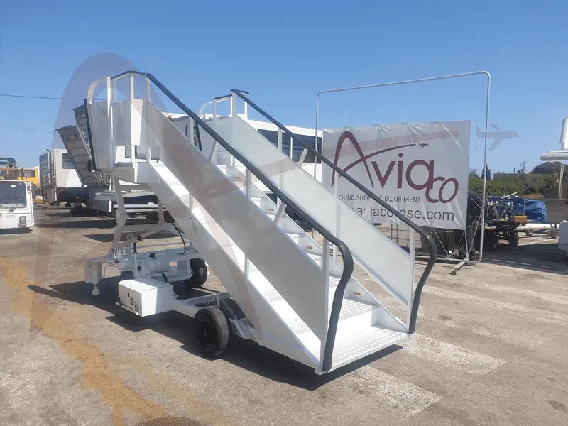 TEMG TG0022 - سلالم الطائرة: صور 2 TEMG TG0022 - سلالم الطائرة: صور 2