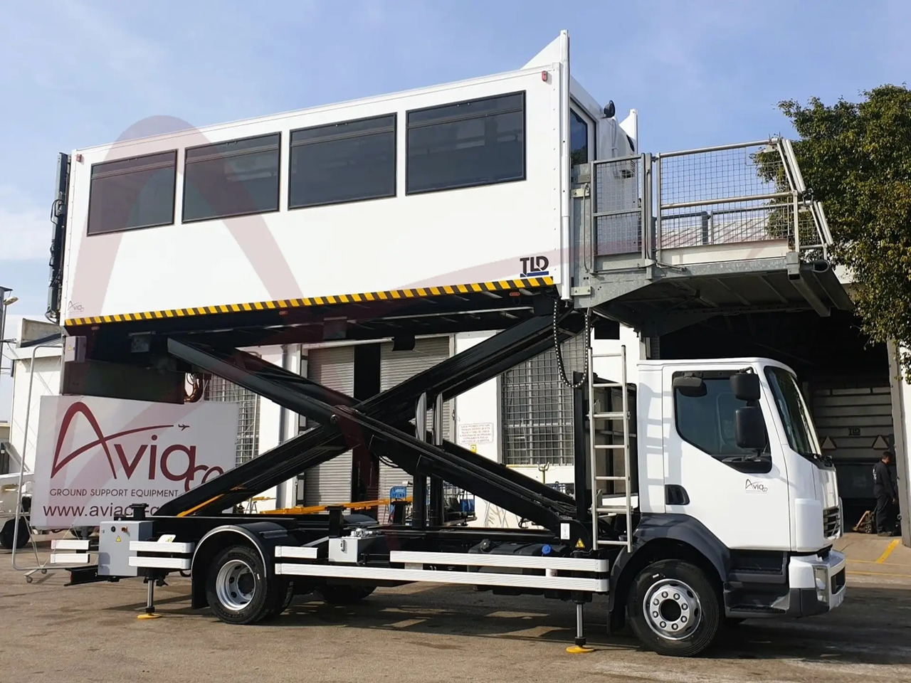 TLD CHTP GM-5.9 - Ambulift: صور 5 TLD CHTP GM-5.9 - Ambulift: صور 5