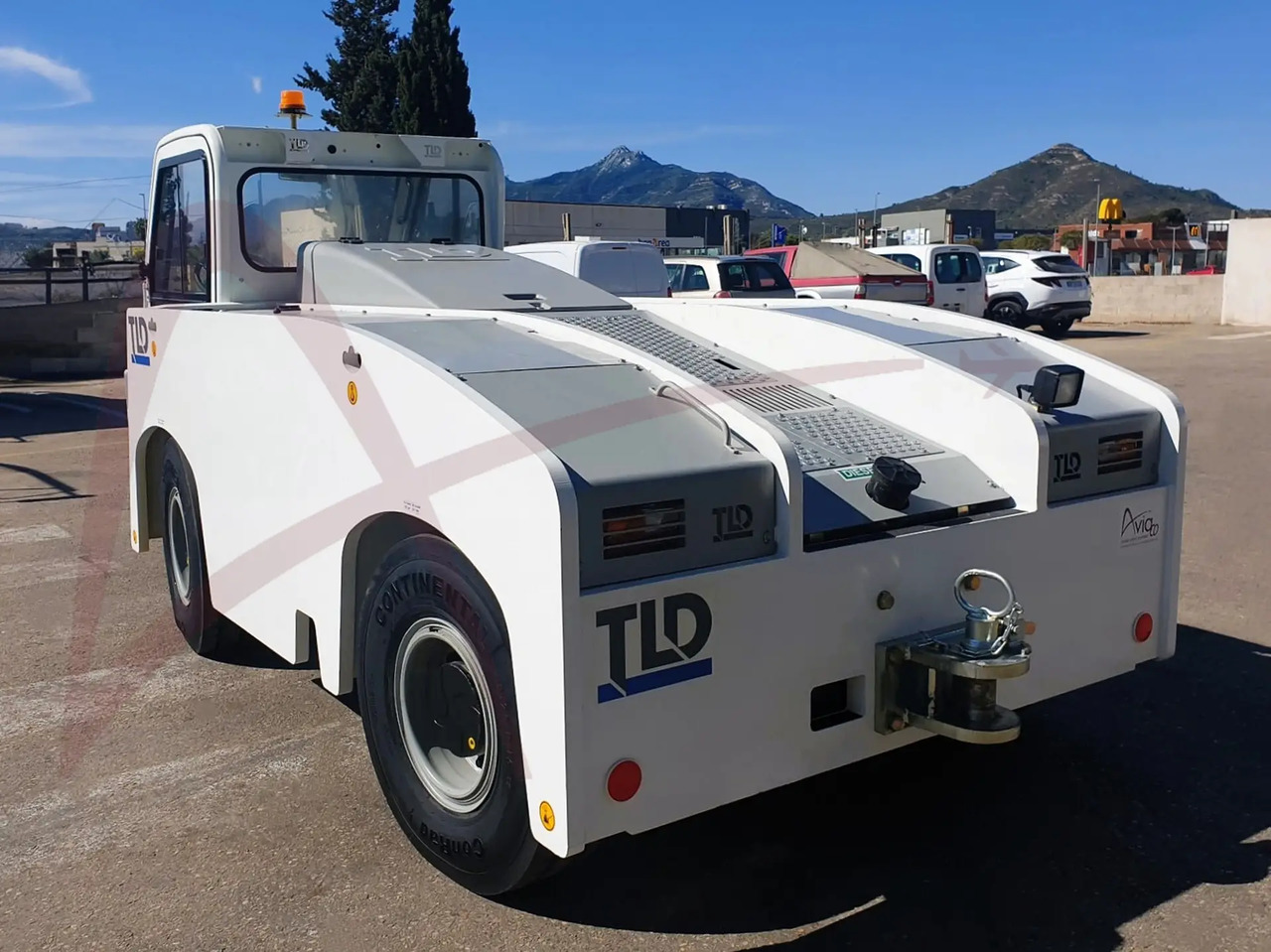 TLD TMX-150/12 - جرارات الطائرات: صور 3 TLD TMX-150/12 - جرارات الطائرات: صور 3