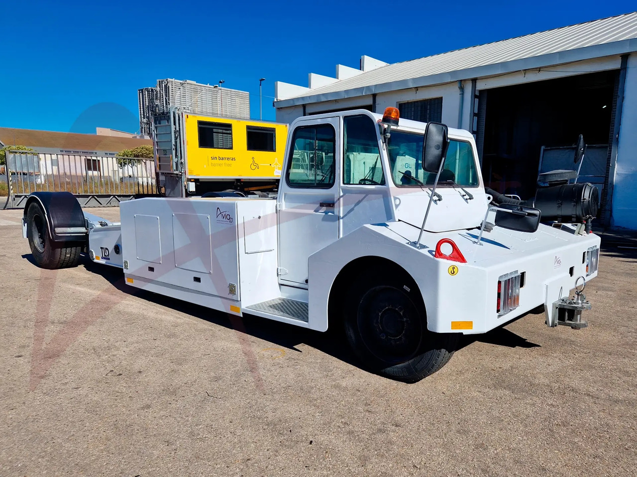 TLD TPX-200-MT - جرارات الطائرات: صور 2 TLD TPX-200-MT - جرارات الطائرات: صور 2