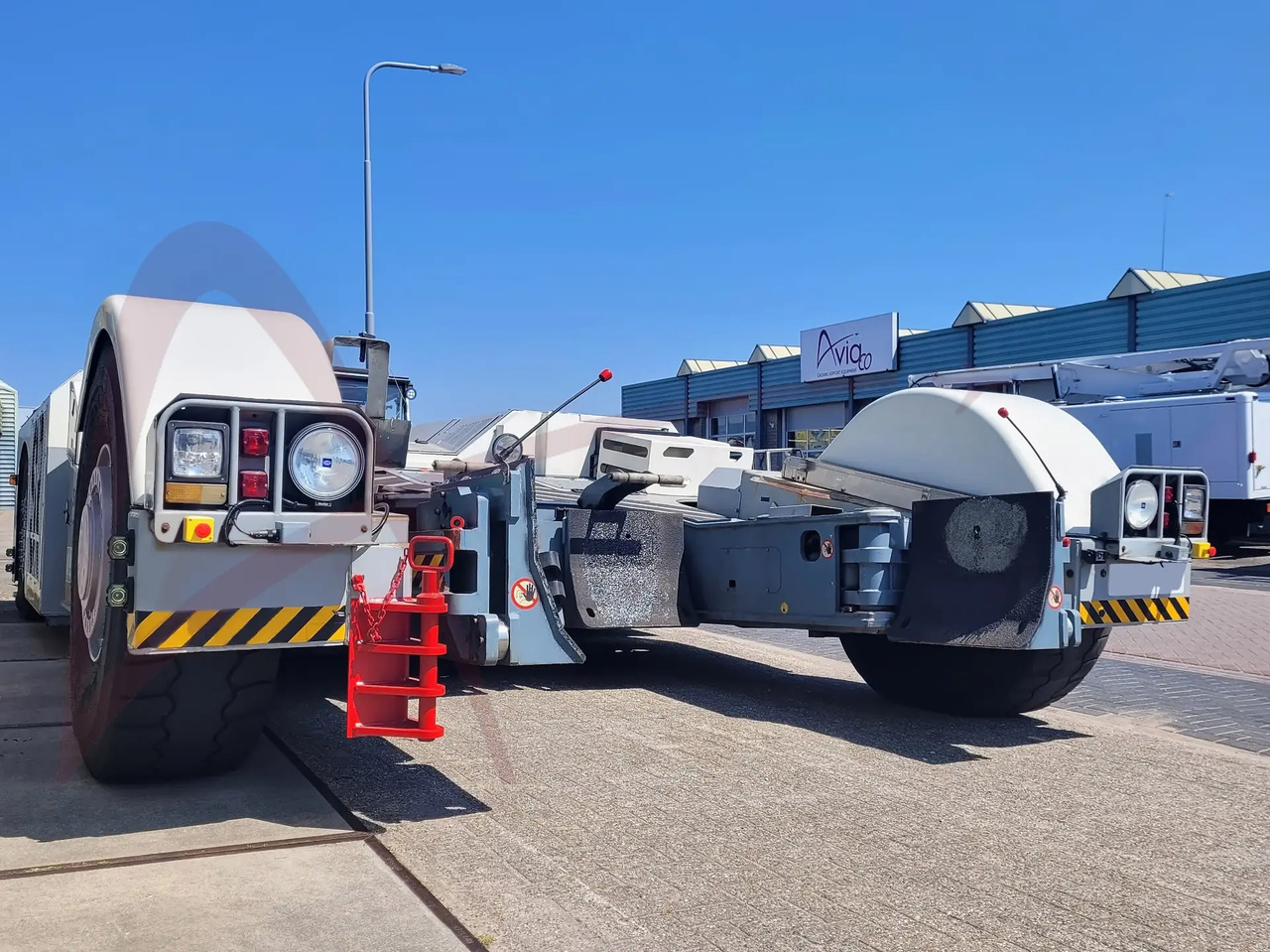 TLD TPX-500-MTS - جرارات الطائرات: صور 3 TLD TPX-500-MTS - جرارات الطائرات: صور 3
