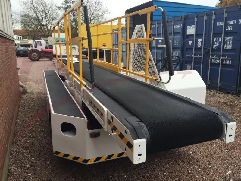 TUG 660 DIESEL - محمل الحزام: صور 1 TUG 660 DIESEL - محمل الحزام: صور 1
