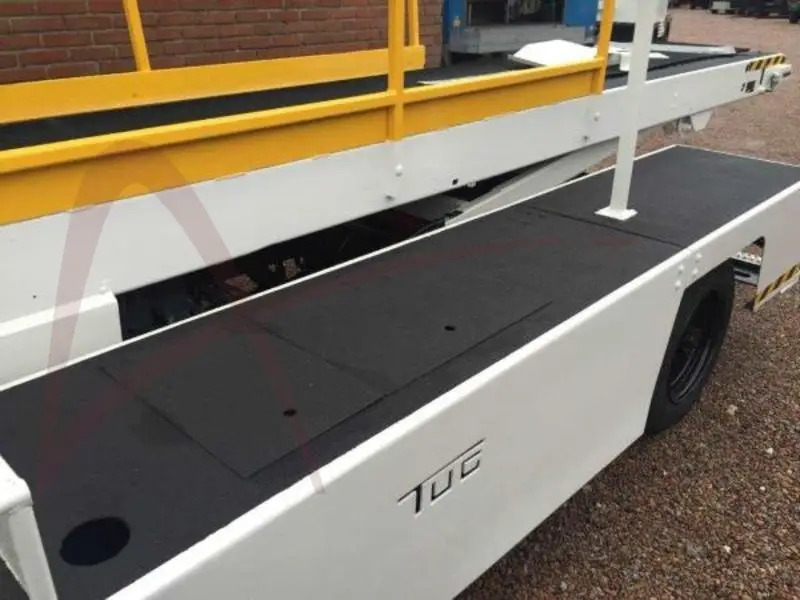 TUG 660 DIESEL - محمل الحزام: صور 4 TUG 660 DIESEL - محمل الحزام: صور 4