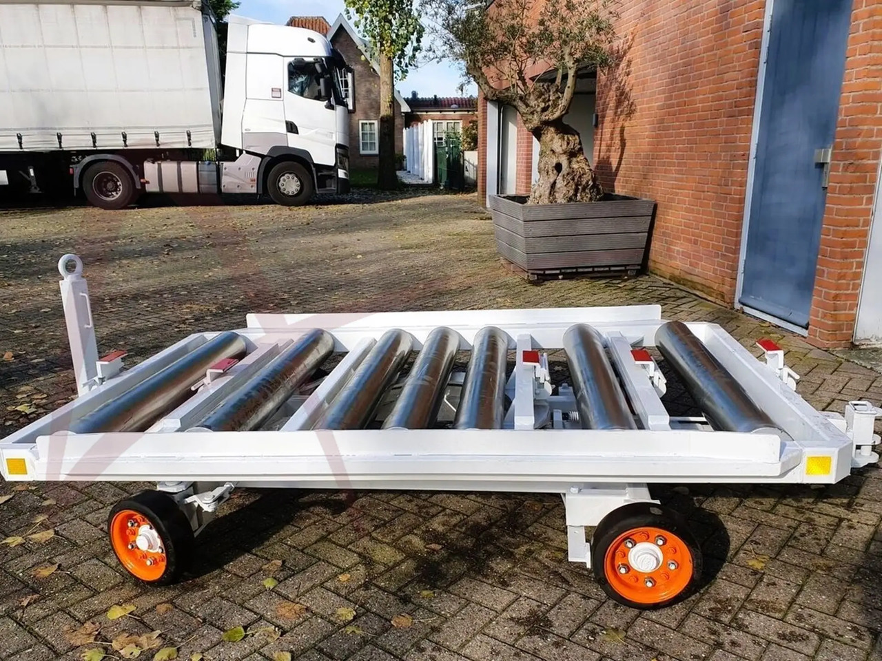 YUMBO CPR - معدات الدعم الأرضي: صور 3 YUMBO CPR - معدات الدعم الأرضي: صور 3