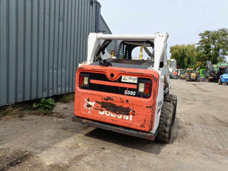 Bobcat s590 schranklader skid steer loader bucket, forks - شيول صغير: صور 5 Bobcat s590 schranklader skid steer loader bucket, forks - شيول صغير: صور 5