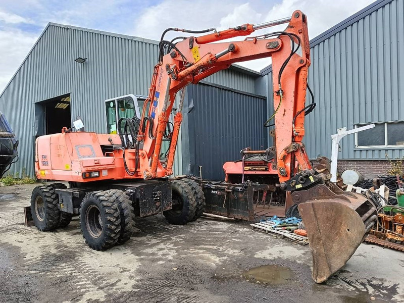 FIAT-HITACHI FH120W bandenkraan Wheel Excavator graafmachine - حفارة على عجلات: صور 2 FIAT-HITACHI FH120W bandenkraan Wheel Excavator graafmachine - حفارة على عجلات: صور 2