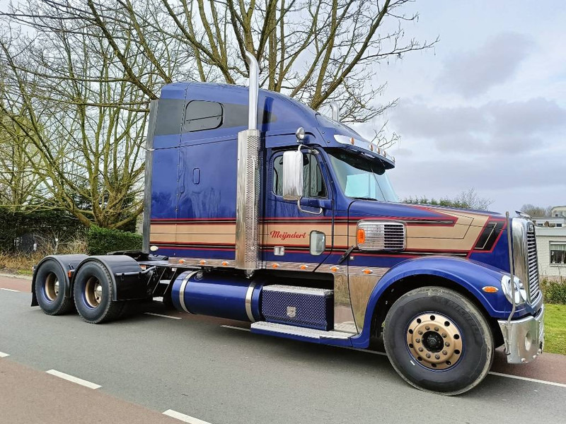 Freightliner Coronado 500 hp caterpillar truck trekker euro5 - شاحنة جرار: صور 5 Freightliner Coronado 500 hp caterpillar truck trekker euro5 - شاحنة جرار: صور 5