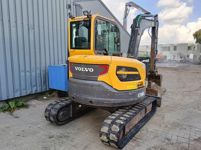Volvo ECR 58 D rups graafmachine tracked excavator bagge - حفارة مصغرة: صور 4 Volvo ECR 58 D rups graafmachine tracked excavator bagge - حفارة مصغرة: صور 4